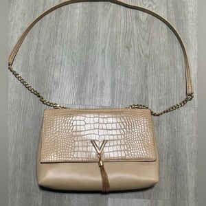Elegant Tan Croc-Embossed Women's Bag
